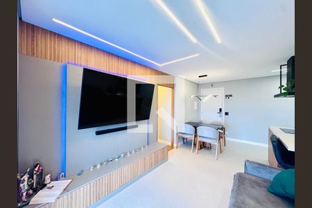 Sala de apartamento à venda com 2 quartos, 69m² em Vila Rosalia, Guarulhos