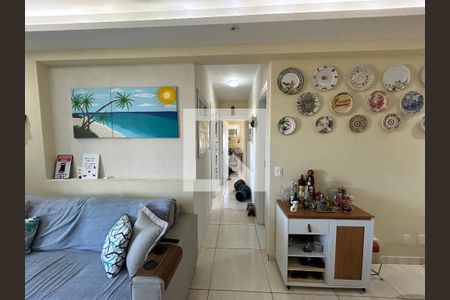 Corredor de apartamento à venda com 3 quartos, 65m² em Del Castilho, Rio de Janeiro