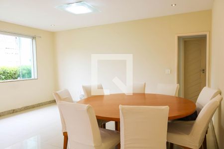 Sala de casa de condomínio à venda com 3 quartos, 179m² em Cachambi, Rio de Janeiro