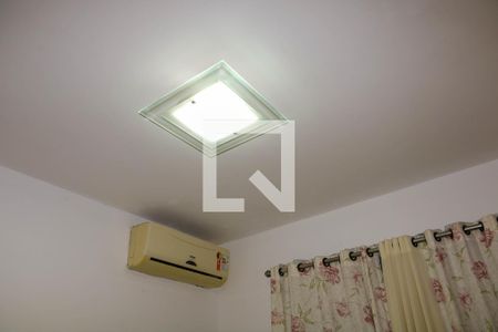 Quarto Suíte           de casa de condomínio à venda com 3 quartos, 179m² em Cachambi, Rio de Janeiro