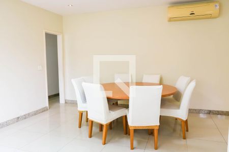 Sala de casa de condomínio à venda com 3 quartos, 179m² em Cachambi, Rio de Janeiro