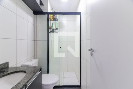 Banheiro de apartamento para alugar com 1 quarto, 39m² em Vila Sonia, São Paulo