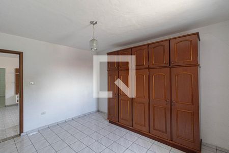 Quarto 1 de casa para alugar com 4 quartos, 150m² em Vila Nhocuné, São Paulo