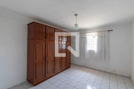 Quarto 1 de casa para alugar com 4 quartos, 150m² em Vila Nhocuné, São Paulo