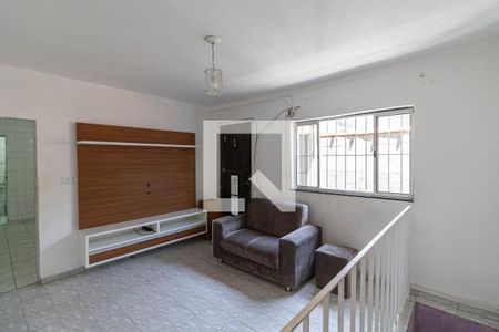 Sala de casa para alugar com 4 quartos, 150m² em Vila Nhocuné, São Paulo