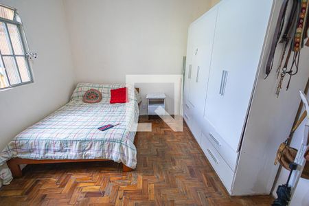 Quarto de casa à venda com 4 quartos, 223m² em Novo Glória, Belo Horizonte