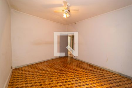 Quarto 2 de casa à venda com 3 quartos, 250m² em Vila Araguaia, São Paulo