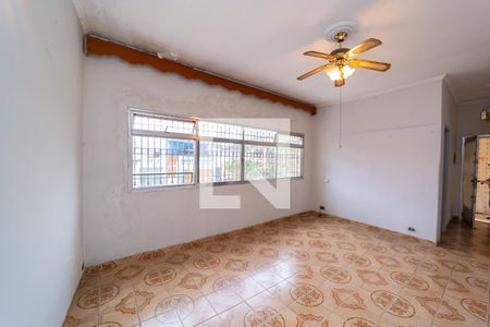 Sala de casa à venda com 3 quartos, 250m² em Vila Araguaia, São Paulo