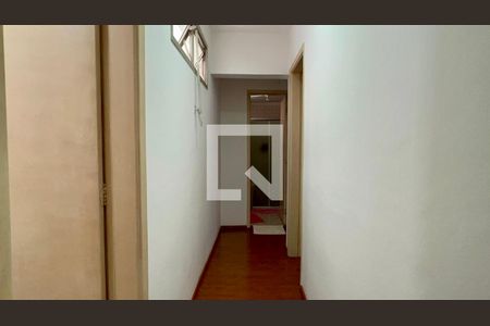 Corredor de apartamento para alugar com 2 quartos, 73m² em Sumarezinho, São Paulo