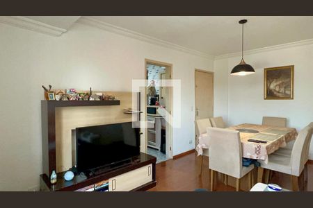 Sala de TV de apartamento para alugar com 2 quartos, 73m² em Sumarezinho, São Paulo