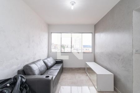 Sala de apartamento para alugar com 3 quartos, 70m² em Vila Dalila, São Paulo