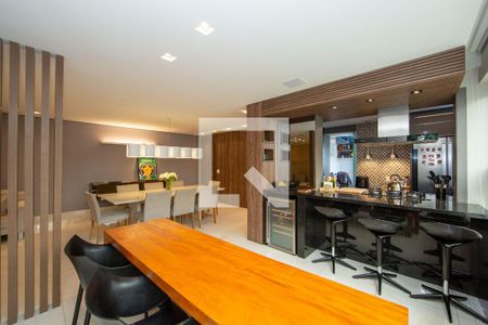 Sala de apartamento à venda com 3 quartos, 143m² em Coracao de Jesus, Belo Horizonte