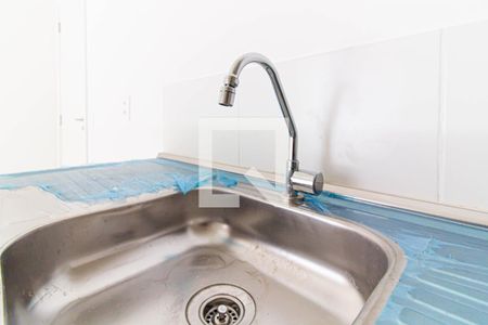 Sala / Cozinha de apartamento à venda com 2 quartos, 35m² em Parque Industrial Tomas Edson, São Paulo