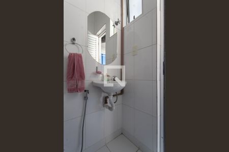 Lavabo de apartamento à venda com 4 quartos, 180m² em Itapoã, Belo Horizonte