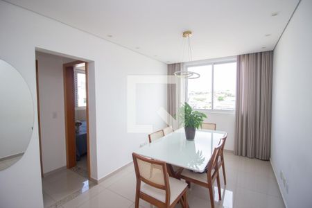 Sala de apartamento à venda com 2 quartos, 126m² em Cabral, Contagem
