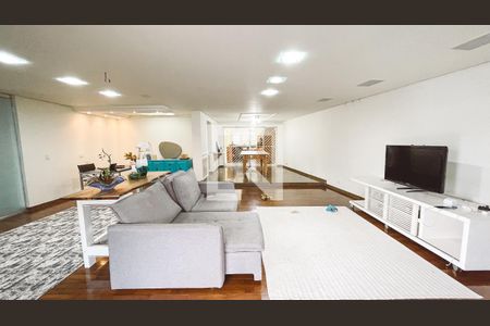 Sala de casa à venda com 5 quartos, 500m² em Jardim das Laranjeiras, São Paulo
