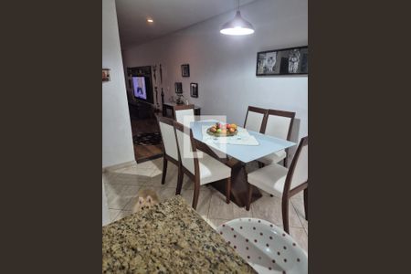 Casa à venda com 3 quartos, 180m² em Parque Sao Vicente, Santo André