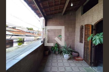 Casa à venda com 2 quartos, 300m² em Parque Sao Vicente, Santo André