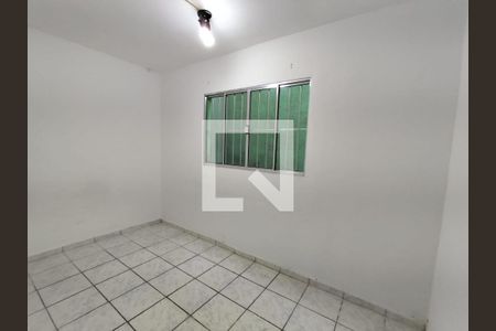 Casa à venda com 2 quartos, 300m² em Parque Sao Vicente, Santo André