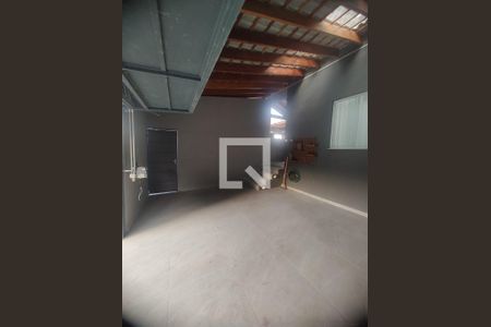 Casa à venda com 3 quartos, 241m² em Vila Junqueira, Santo André