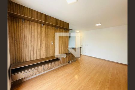 Sala de apartamento para alugar com 2 quartos, 68m² em Jardim Flor da Montanha, Guarulhos