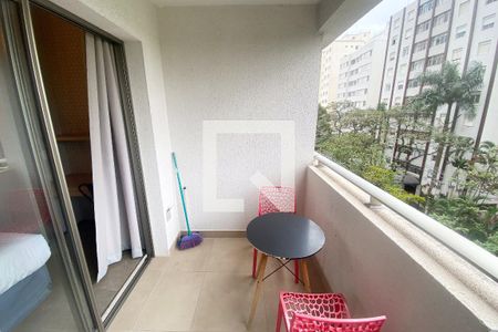 Varanda de kitnet/studio à venda com 1 quarto, 24m² em Vila Madalena, São Paulo