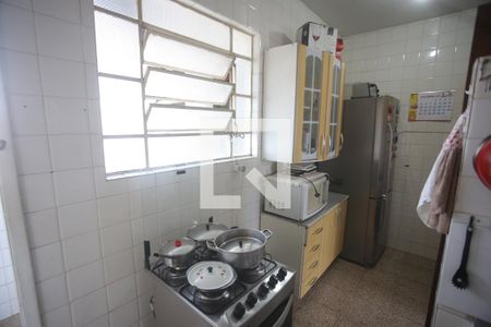 Cozinha de apartamento para alugar com 3 quartos, 90m² em Alto Barroca, Belo Horizonte