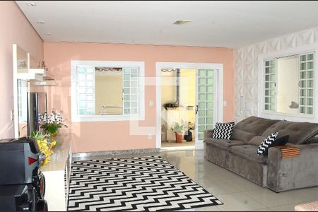 Sala de casa para alugar com 2 quartos, 280m² em Goiânia, Belo Horizonte