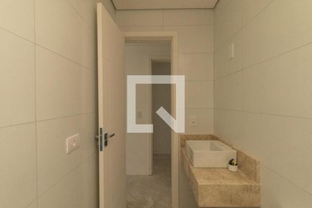 Casa para alugar com 225m², 3 quartos e 4 vagasBanheiro da Suíte 2