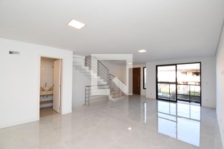 Sala/Cozinha de casa para alugar com 3 quartos, 225m² em Tingui, Curitiba