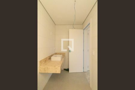 Casa para alugar com 225m², 3 quartos e 4 vagasBanheiro da Suíte 1