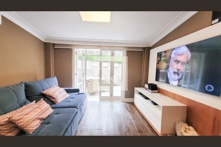 Sala de TV de casa de condomínio à venda com 4 quartos, 439m² em Sítios de Recreio Gramado, Campinas