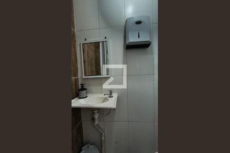 Lavabo do Escritório de casa de condomínio à venda com 3 quartos, 310m² em Vargem Pequena, Rio de Janeiro