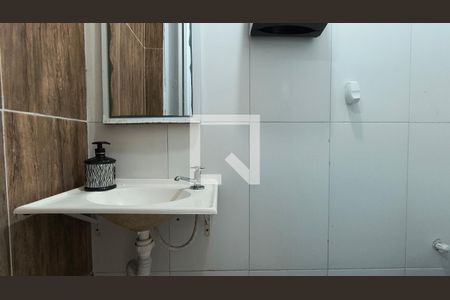 Lavabo do Escritório de casa de condomínio à venda com 3 quartos, 310m² em Vargem Pequena, Rio de Janeiro
