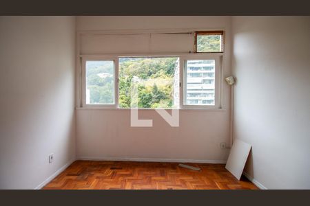Quarto 1 de apartamento à venda com 2 quartos, 61m² em Tijuca, Rio de Janeiro