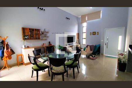 Sala de casa de condomínio para alugar com 4 quartos, 210m² em Parque Bom Retiro, Paulínia