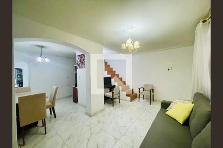 Sala de casa à venda com 3 quartos, 110m² em Vila Itapegica, Guarulhos