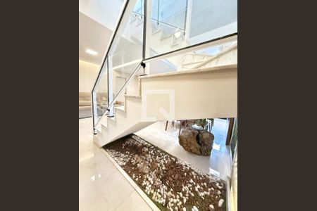 Apartamento à venda com 4 quartos, 240m² em Buritis, Belo Horizonte