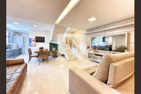 Apartamento à venda com 4 quartos, 240m² em Buritis, Belo Horizonte