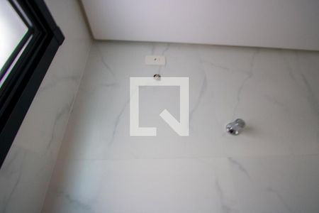 Banheiro social de apartamento à venda com 3 quartos, 70m² em Campestre, Santo André