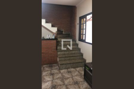 Sala de casa para alugar com 3 quartos, 247m² em Jardim Nova Taboao, Guarulhos