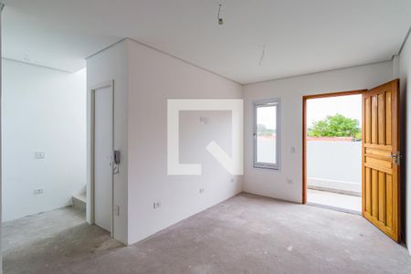 Sala de casa à venda com 2 quartos, 80m² em Jardim Monte Kemel, São Paulo
