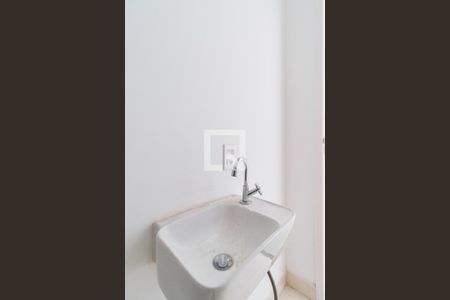 Lavabo de casa à venda com 2 quartos, 80m² em Jardim Monte Kemel, São Paulo