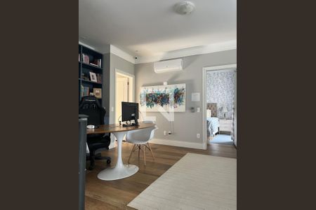 Escritório de casa de condomínio à venda com 4 quartos, 370m² em Residencial Parque dos Alecrins, Campinas
