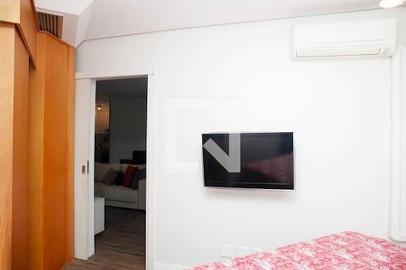 Quarto Suíte de apartamento à venda com 1 quarto, 62m² em Rio Branco, Porto Alegre