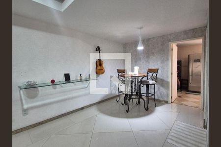 Sala de casa de condomínio à venda com 4 quartos, 400m² em Recreio dos Bandeirantes, Rio de Janeiro