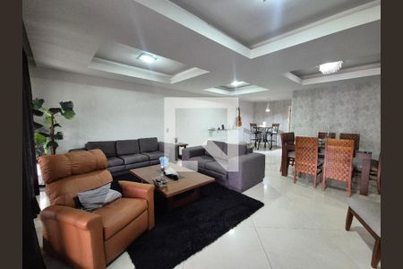 Sala de casa de condomínio à venda com 4 quartos, 400m² em Recreio dos Bandeirantes, Rio de Janeiro