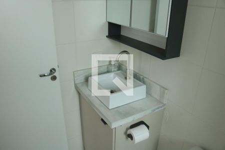 Banheiro Social de apartamento para alugar com 1 quarto, 26m² em Barra Funda, São Paulo