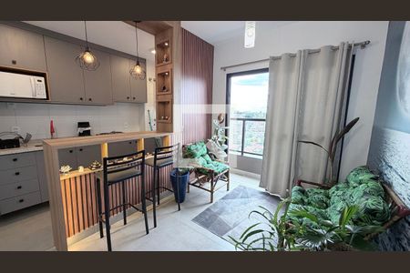 Sala de apartamento para alugar com 1 quarto, 34m² em Parque Industrial, Campinas