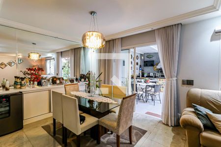 Sala de casa de condomínio à venda com 3 quartos, 180m² em Rio Pequeno, São Paulo